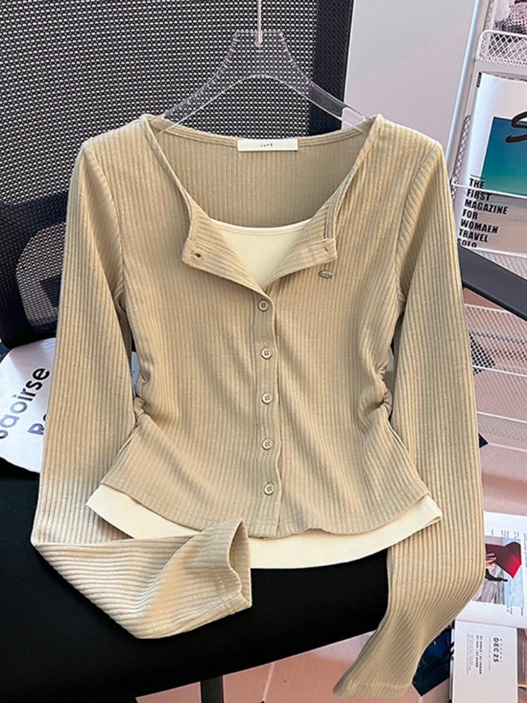 

Женская облегающая футболка-двойка с длинными рукавами – уникальный дизайн начала осени 2024 года M