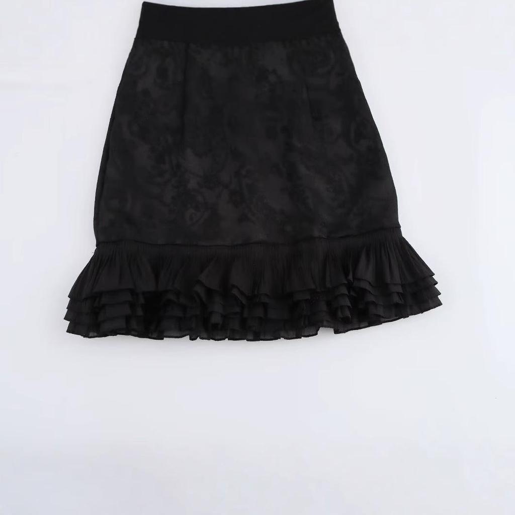 Spring 2025: Women's European & American Halterneck Layered Ruffle Dress