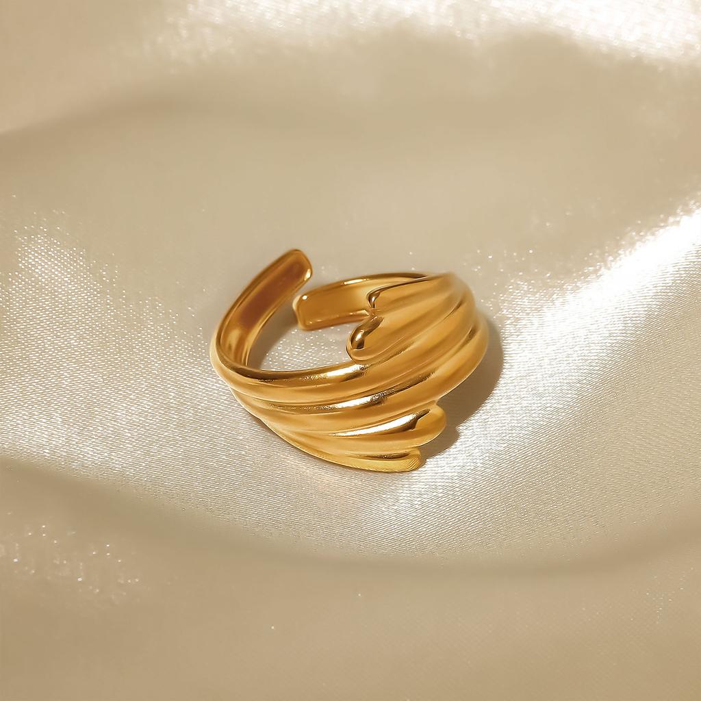 Anello da donna alla moda in 1 pezzo Anello da donna Anello in metallo Anello lucido Anello in metallo Regalo per le vacanze