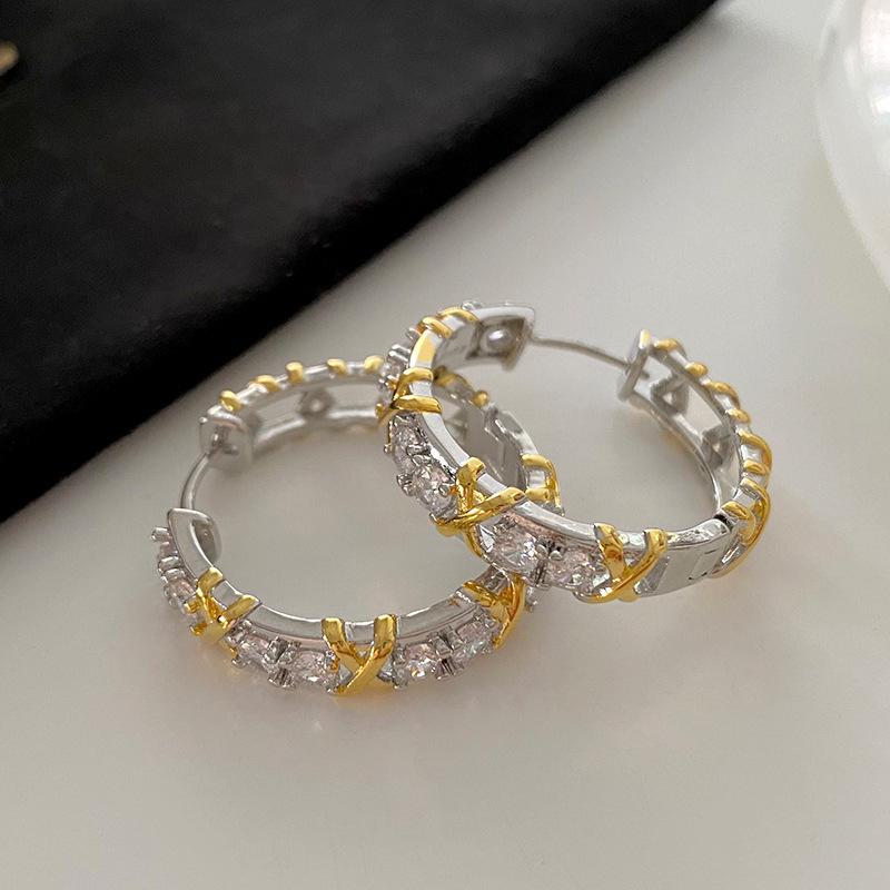 Pozlacené stříbrné náušnice pecky s diamanty a perlami - Francouzský retro luxusní design pro ženy