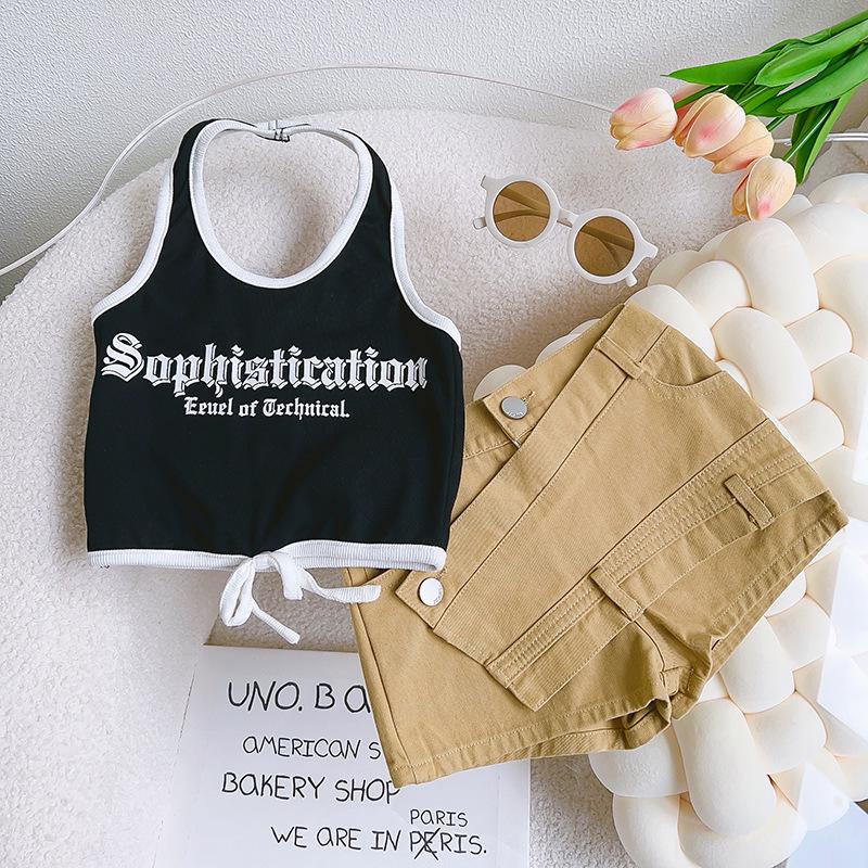 

Girls Summer Halter Tank Top & Bandage Shorts Set Size 90