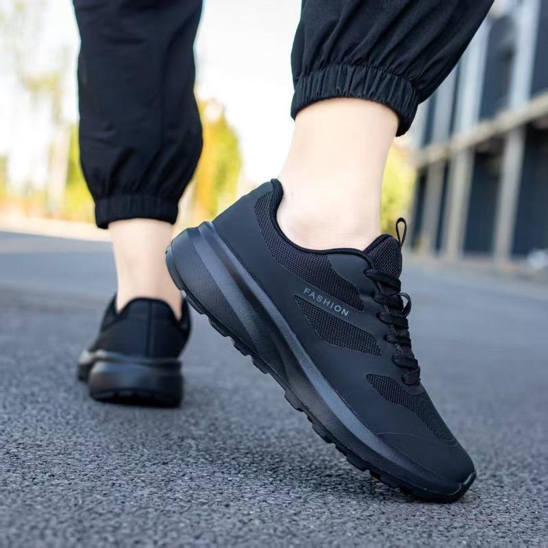 2025 Lightweight New Running Student Leisure Outdoor Shock-absorbing Rebound Sports Casual Shoes