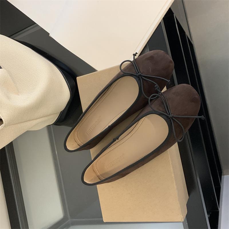Evening wind gentle bow shallow mouth flat shoes retro suede grandma shoes 2025 autumn and winter Korean version single shoes women