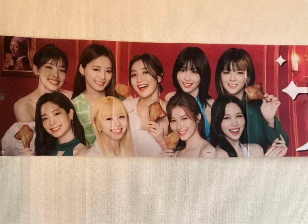[USED] TWICE Christmas campaign promotional banner