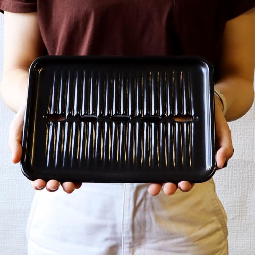 Nishinippon Toki Ceramic Yakiniku Plate, Healthy, Fat-Removing, Far Infrared [Arita Ware, Made in Japan]