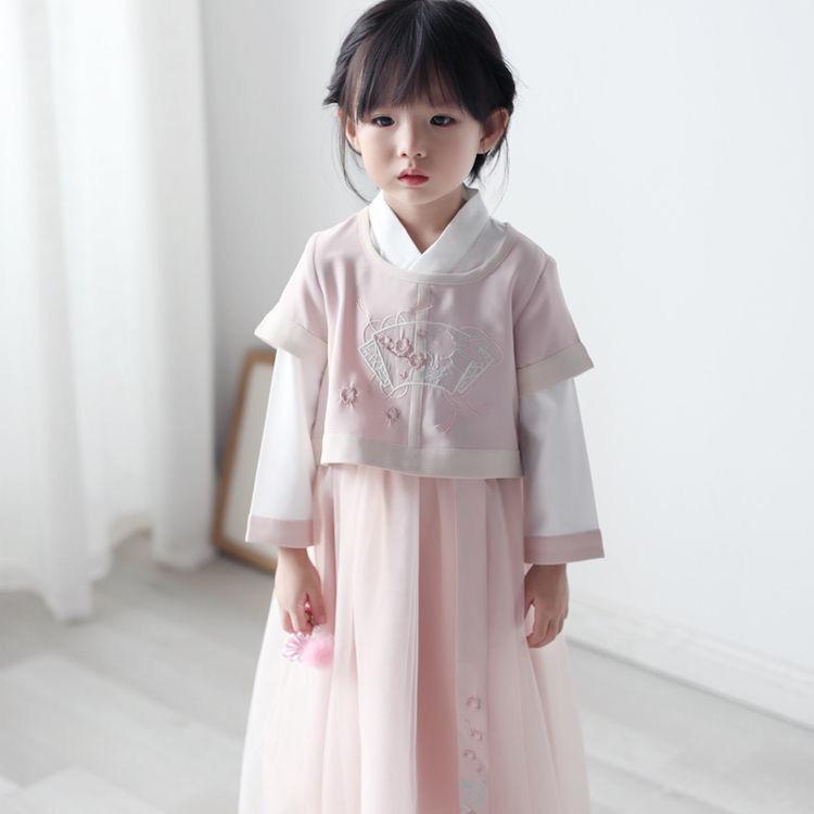 Chinese Style Girls’ Tang Suit Hanfu Costume for School Performances