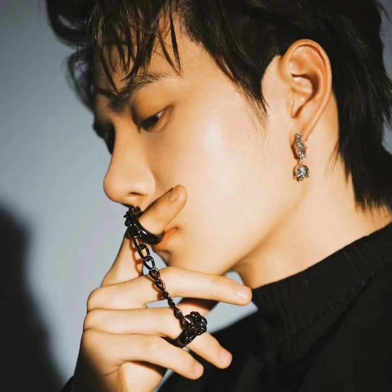 Vintage Lily Of The Valley Earrings Women'S Fashion Ins Flower French Earrings Ins Wang Yibo Same Earrings New Year'S Gift