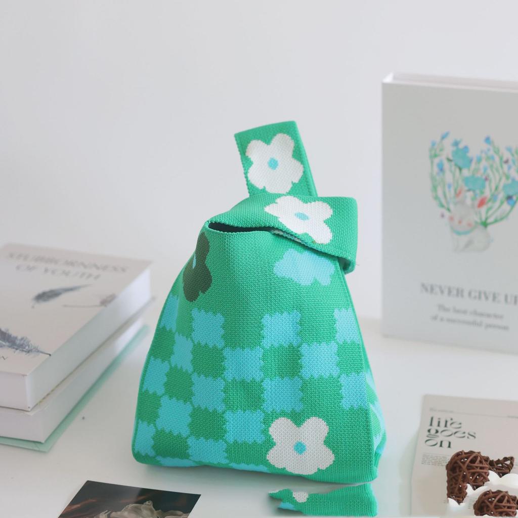 Women's Knot Wrist Bag Handmade Knitted Bag Portable Mini Striped Tote Bucket Phone Bags Large Capacity Autumn Winter Handbags