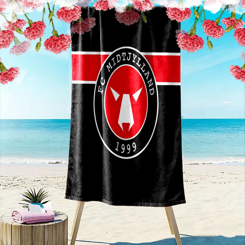 Fierce red wolf emblem Print beach towel, quick drying, suitable for travel, outdoor sports, jogging, the beach and swimming, gift