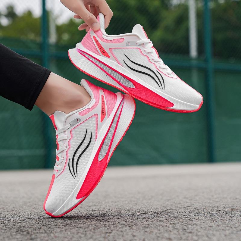 Running Shoes Men Lightweight Mesh Anti-slip Wear-resistant Casual Shoes Men Lace-up Sports Breathable Training Shoes Men