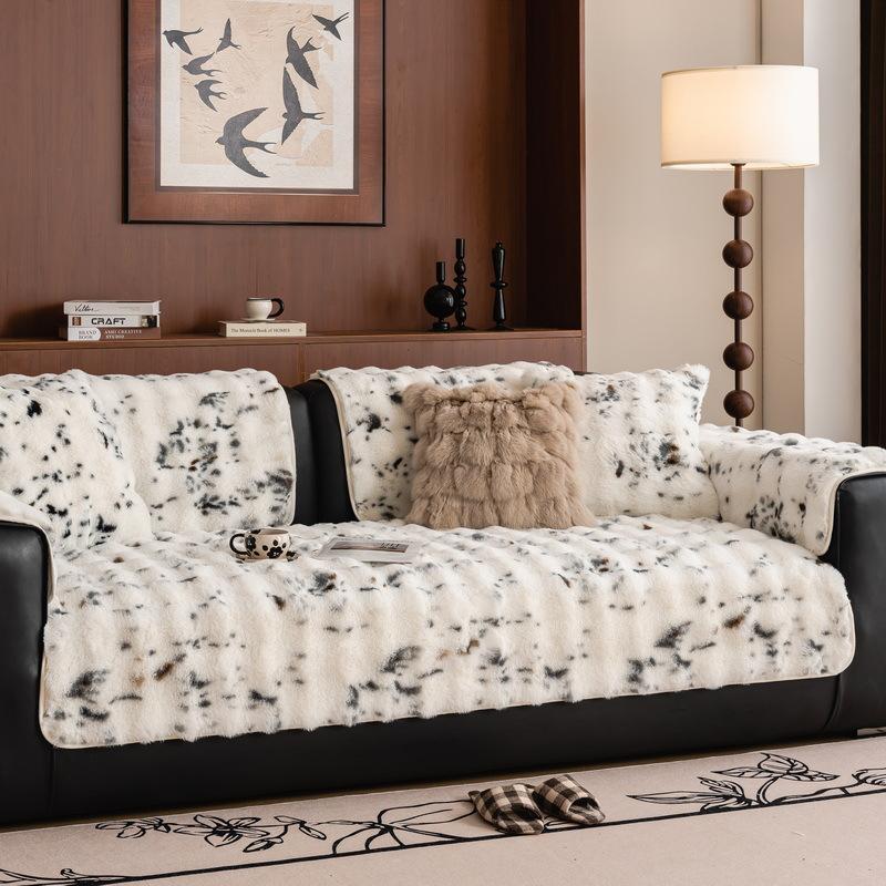 

Premium Rabbit Plush Sofa Cushion New Winter Plush Straight Row Leather Sofa Seat Cushion Non-Slip Armrest Cover 70*70cm