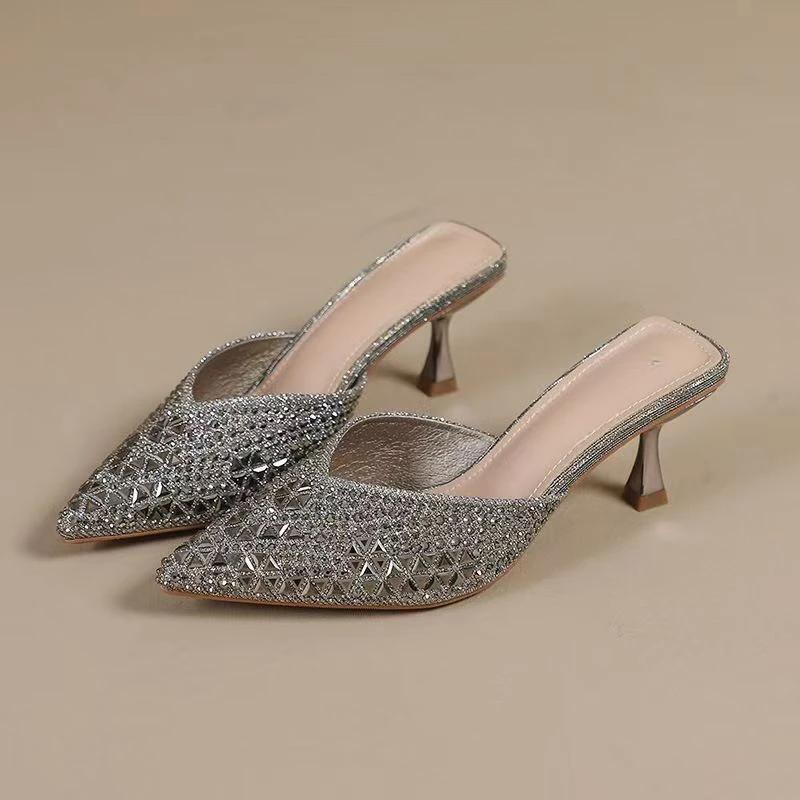 

Fashion Summer New Style Pointy Shallow Mouth Inlaid with Diamond Anti-slip Wear-resistant Slippers Elegant Temperament High Heels 34