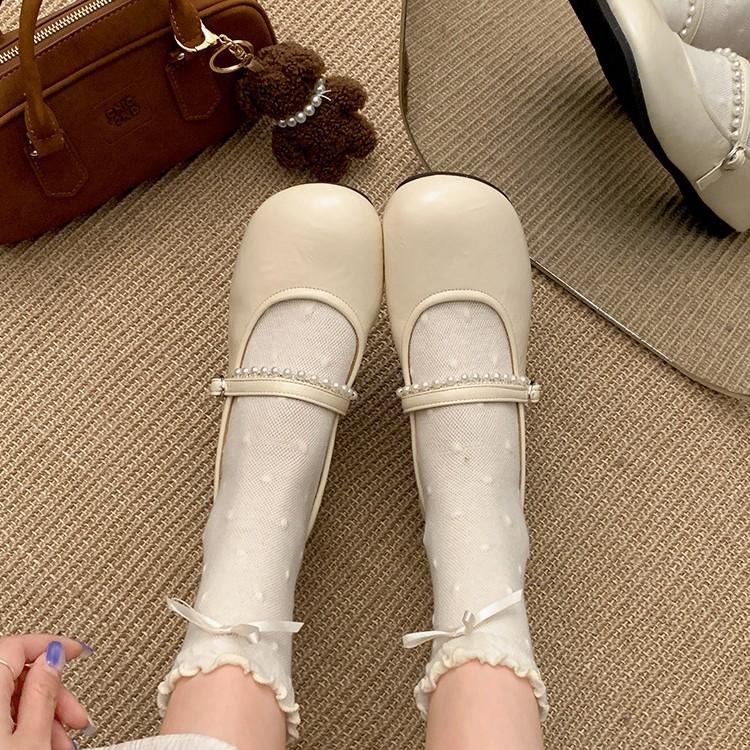 Fashion versatile retro French flat bottom shallow mouth single shoes women's summer 2025 new inner height increase skirt Mary Jane shoes
