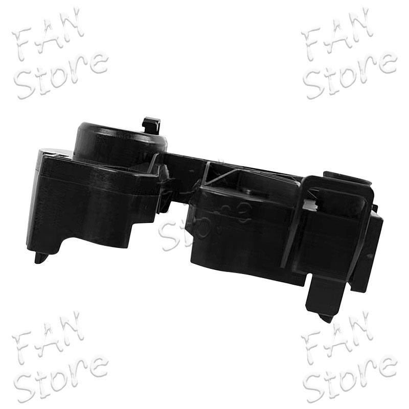 Wyłącznik krańcowy maski zamka maski A2468700558 2468700558 Dla Mercedes Benz W117 W176 W246 W447 C117 X117 CLA Części samochodowe Zamek maski