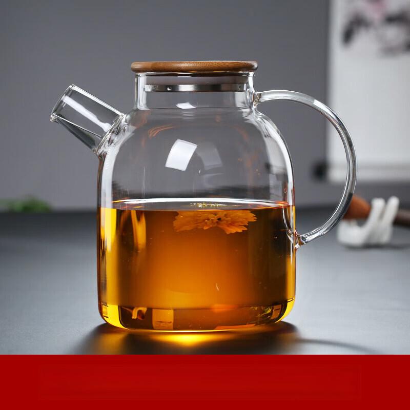 Glass Cold Water Pitcher Set with Bamboo Lids