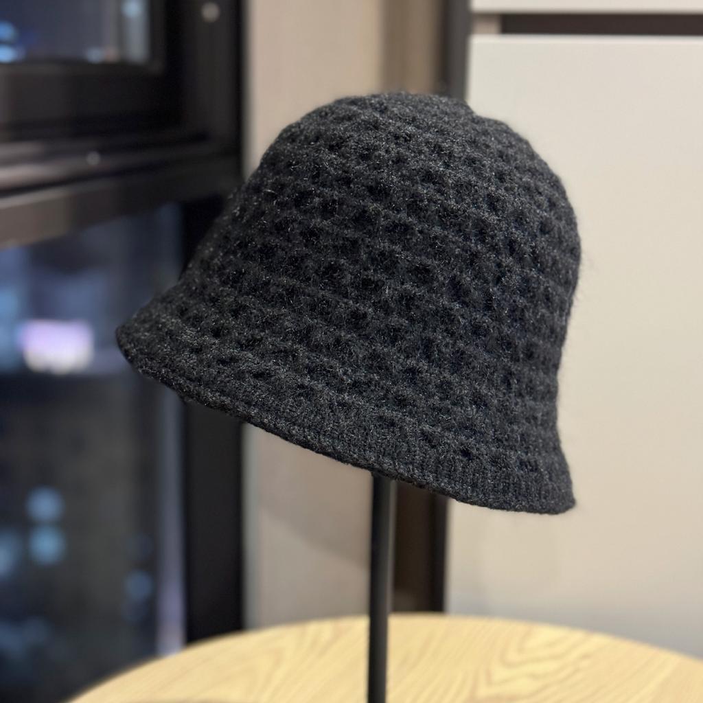 New Autumn and Winter Warm Knitted Fisherman Hat for Women Japanese Style Simple and Fashionable Face Showing Small Travel Casual Bucket Hat