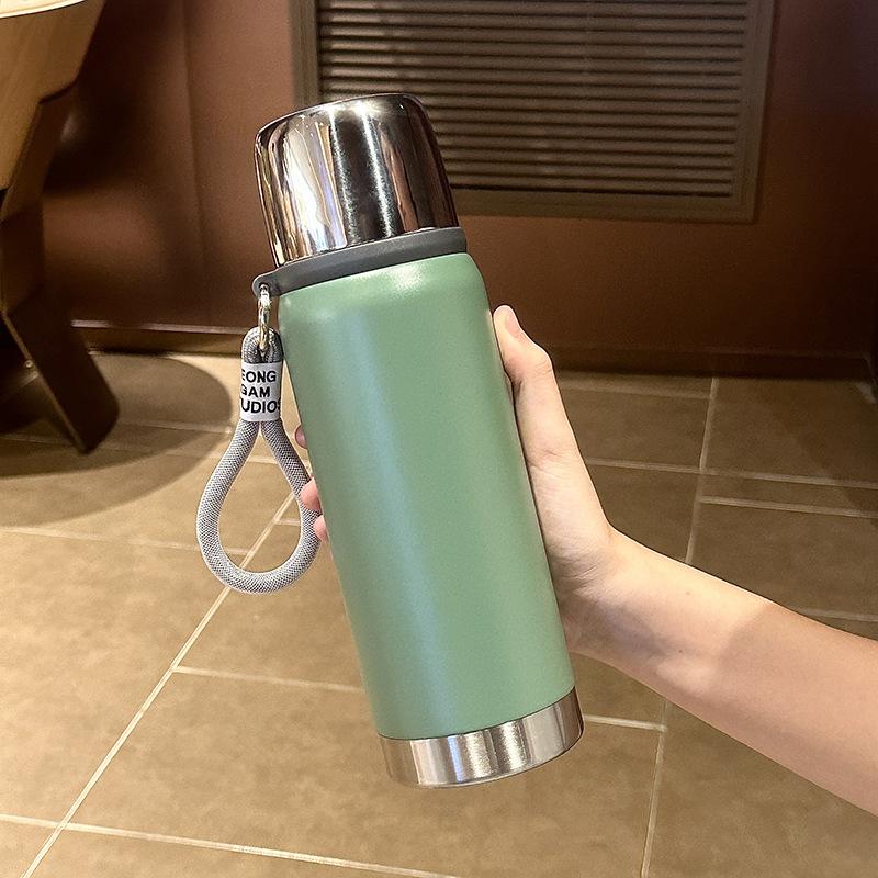 

316 stainless steel thermos cup large capacity vacuum men s thermal insulation water cup high value outdoor portable anti-drop kettle 650ml [logo customization + color box]