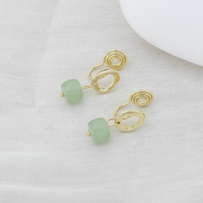 Orecchini Dolci da Fatina Stile Coreano Senza Foro: Design Versatile, Chic e di Alta Gamma per Zampironi.