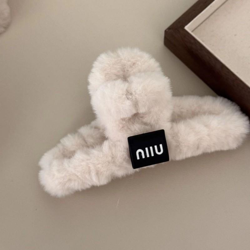 Large Plush Hair Clip: Autumn/Winter Volumizing Shark Clip for Women