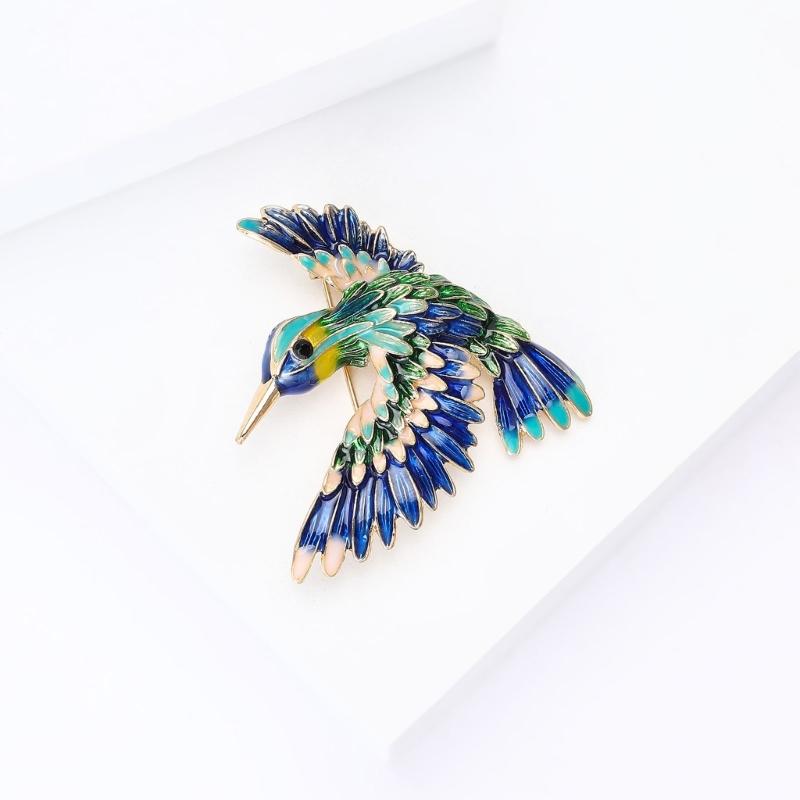 Stylish Alloy Bird Brooch with Vibrant Enamel Coating Rustproof Designs Lapel Accessory for Women Friend Gift Occasions