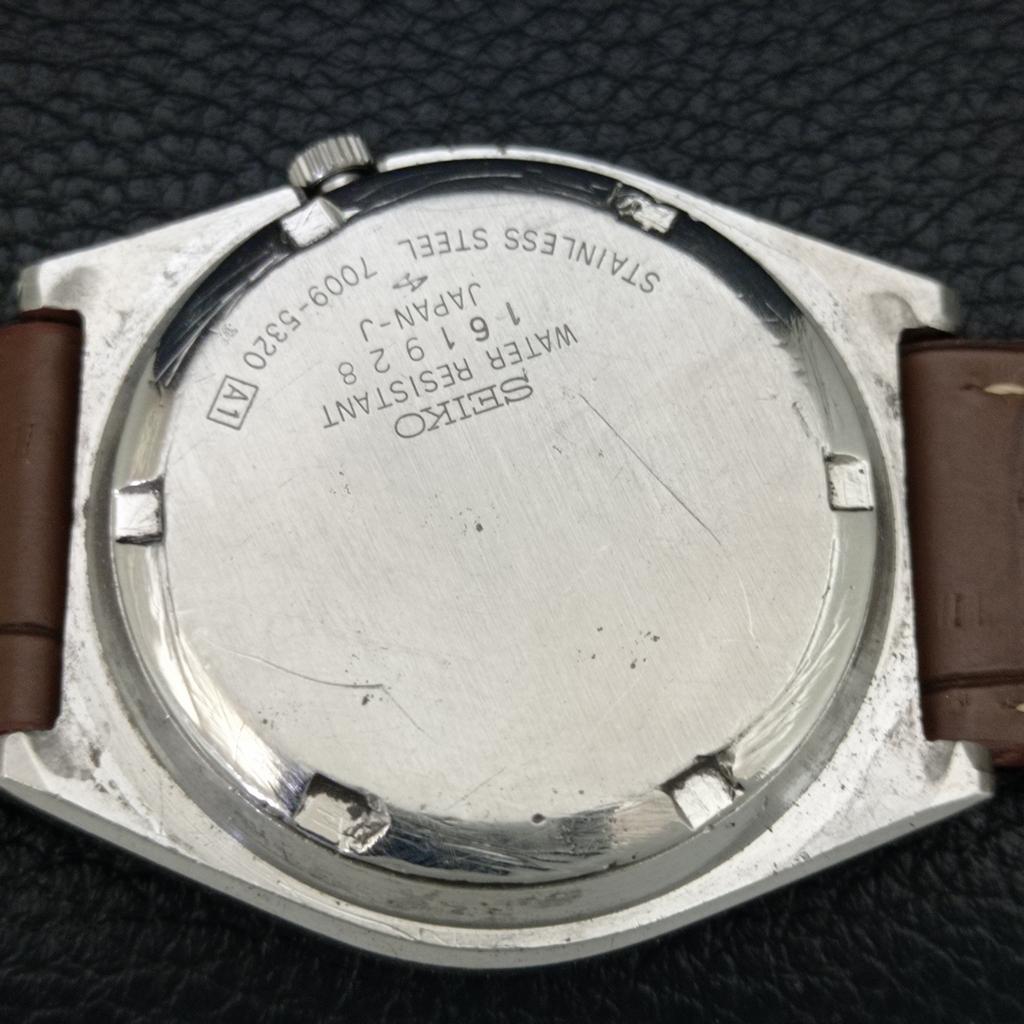 VINTAGE SEIKO 5 AUTOMATIC 7009A JAPAN MENS MAROON COLOR DIAL WATCH a708571-1