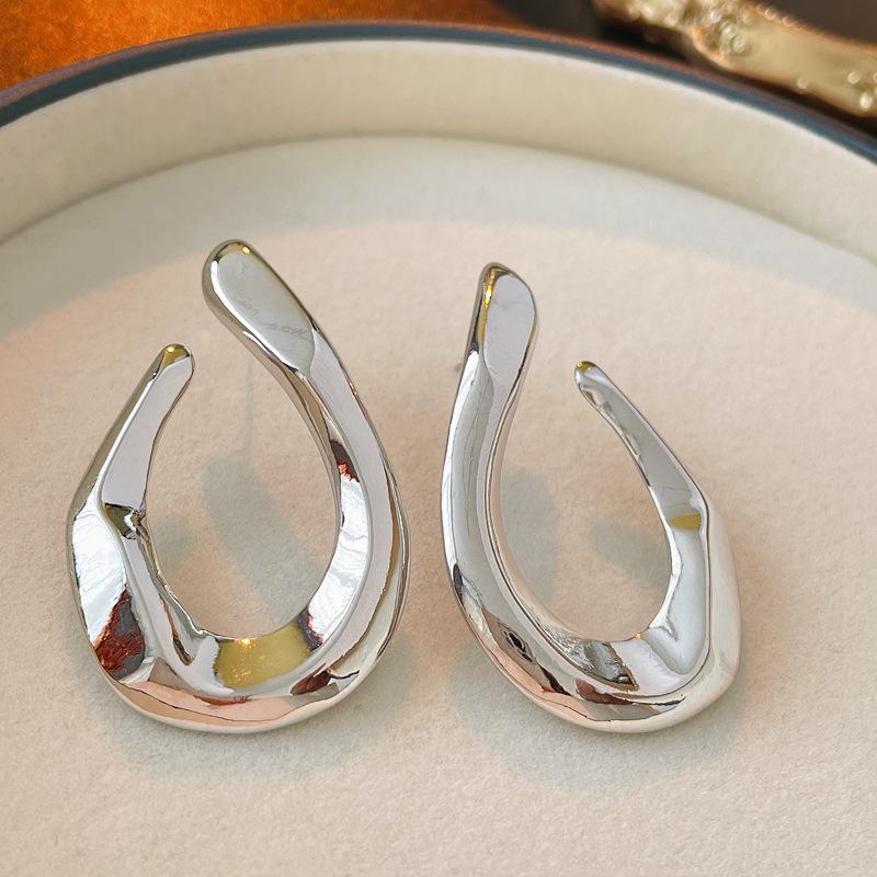 Exaggerated Metal Irregular Twisted Drop Earrings for Women Minimalist Hollow Geometric Dangle Earrings Party Jewelry Gifts