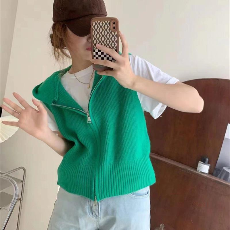 Women's Batwing Sleeve Hooded Knit Vest with Zipper – Short Loose Cardigan Sweater.