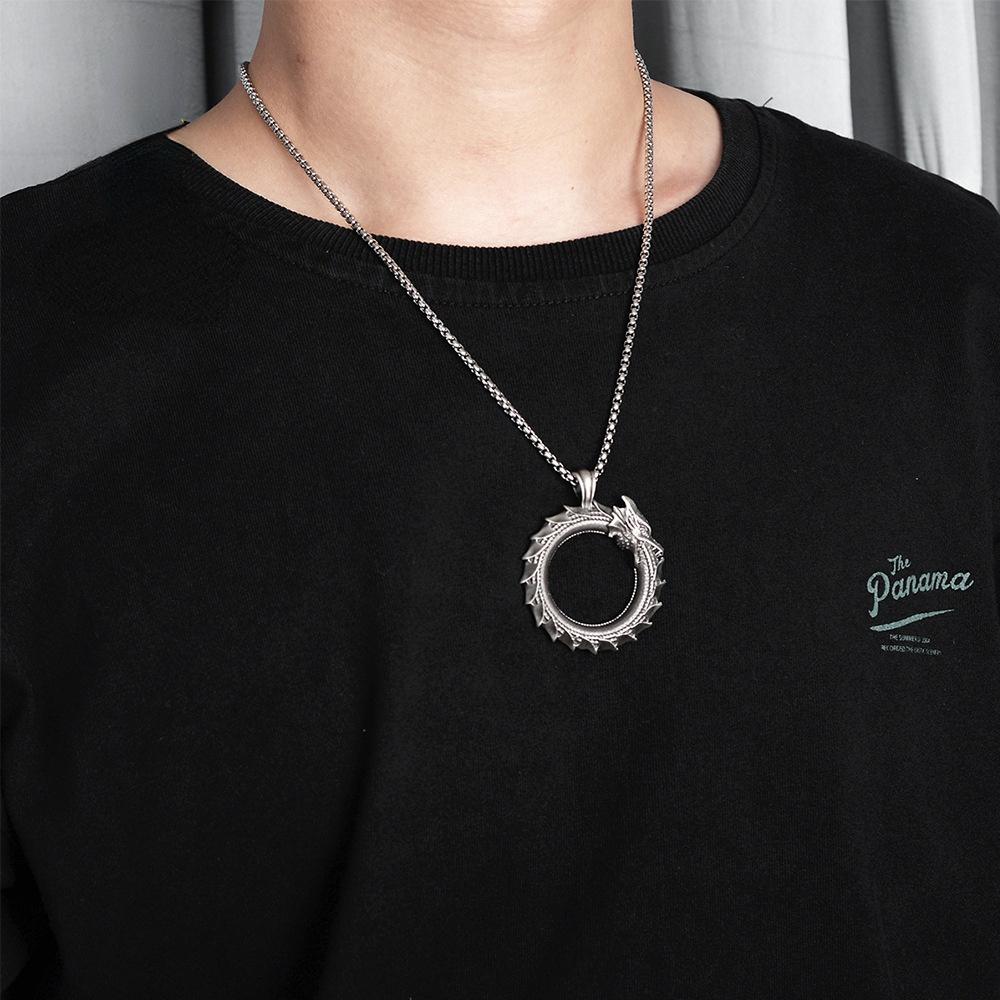Simple Retro Circle Dragon Pendant Necklace Motorcycle Party Punk Articulated Snake Snake Necklace Party Men Women Gift Jewelry