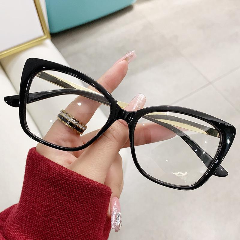 

Photochromic Optical Eyeglasses Metal Frames For Women Eyewear Fashion Computer Anti Blue Light Oval Plain Glass Spectacles photochromic
