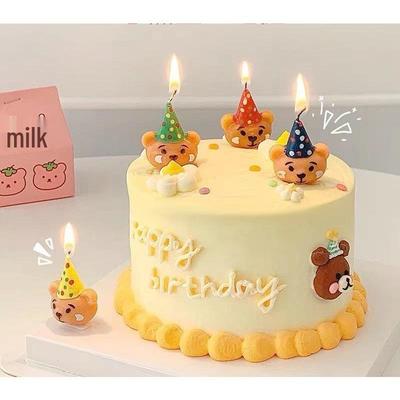 Koreanischer kleiner Bär Buntes Kinderfest Kuchen Dekoration Hut Schmuck