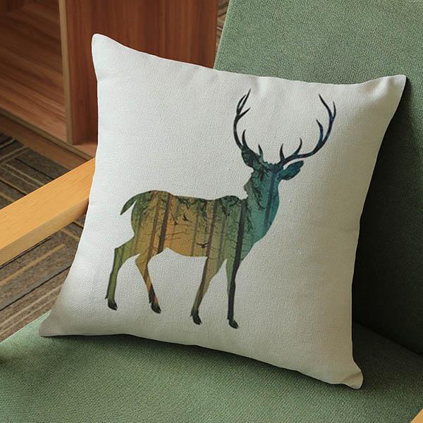 Christmas Reindeer Head Home Decorative Sofa Throw Pillow Couch Cushion Cover Cream Color Linen Deer Animal Print Pillow Cover