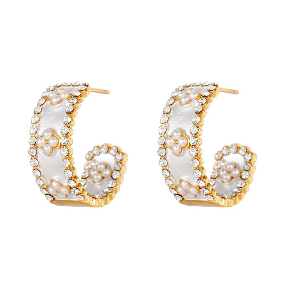 French Elegance White Sugar Chocolate Classical Bright Diamond Stud Earrings C Ring Earrings Temperament Earrings