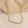 Moda Europeo-Americana Collana a Strati con Catena Piatta a Maglia Serpente a Tre Strati per Donna - Catena Clavicola con Croce in Metallo