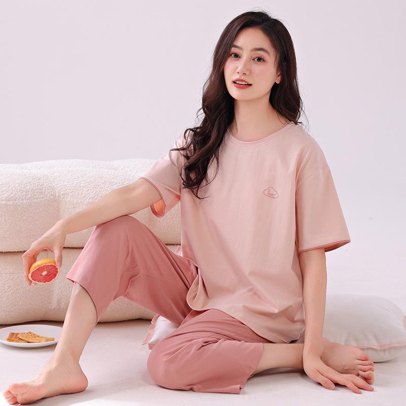 Women's Summer Cotton Pajama Set: Short Sleeve Top & Three-Quarter Pants, Thin & Plus Size