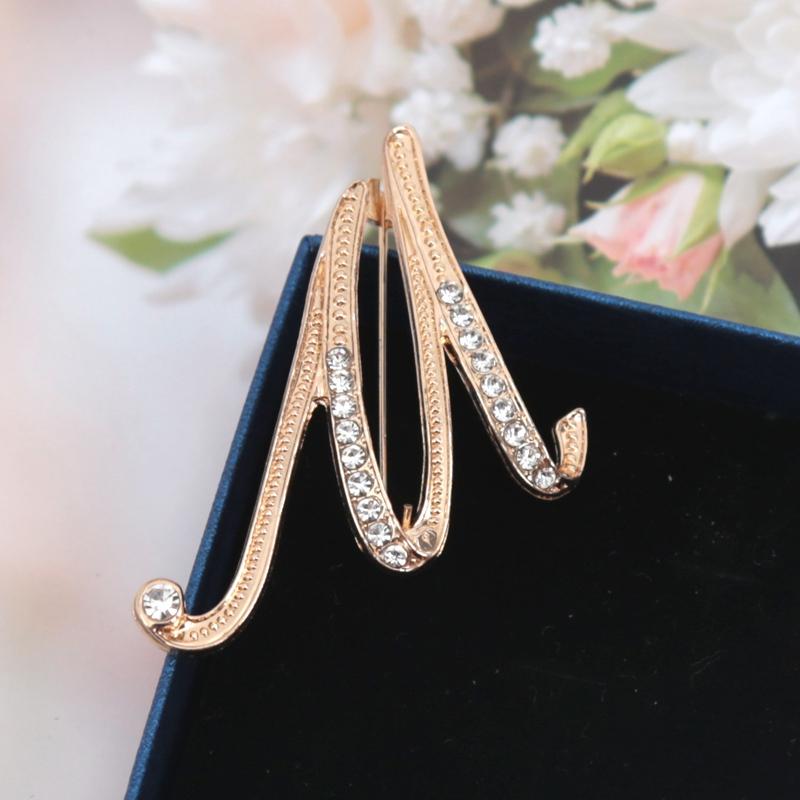 Fashion Women Rhinestone Brooch A-Z English Letter Gold Color Metal Pins Crystal Alphabet Jewelry Shirt Clothes Accessories Gift