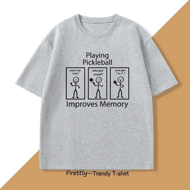 Giocare a Pickleball Migliora la Memoria Maglietta Divertente per Amanti del Pickleball Grafica Cotone Manica Corta Stampata T-shirt Unisex
