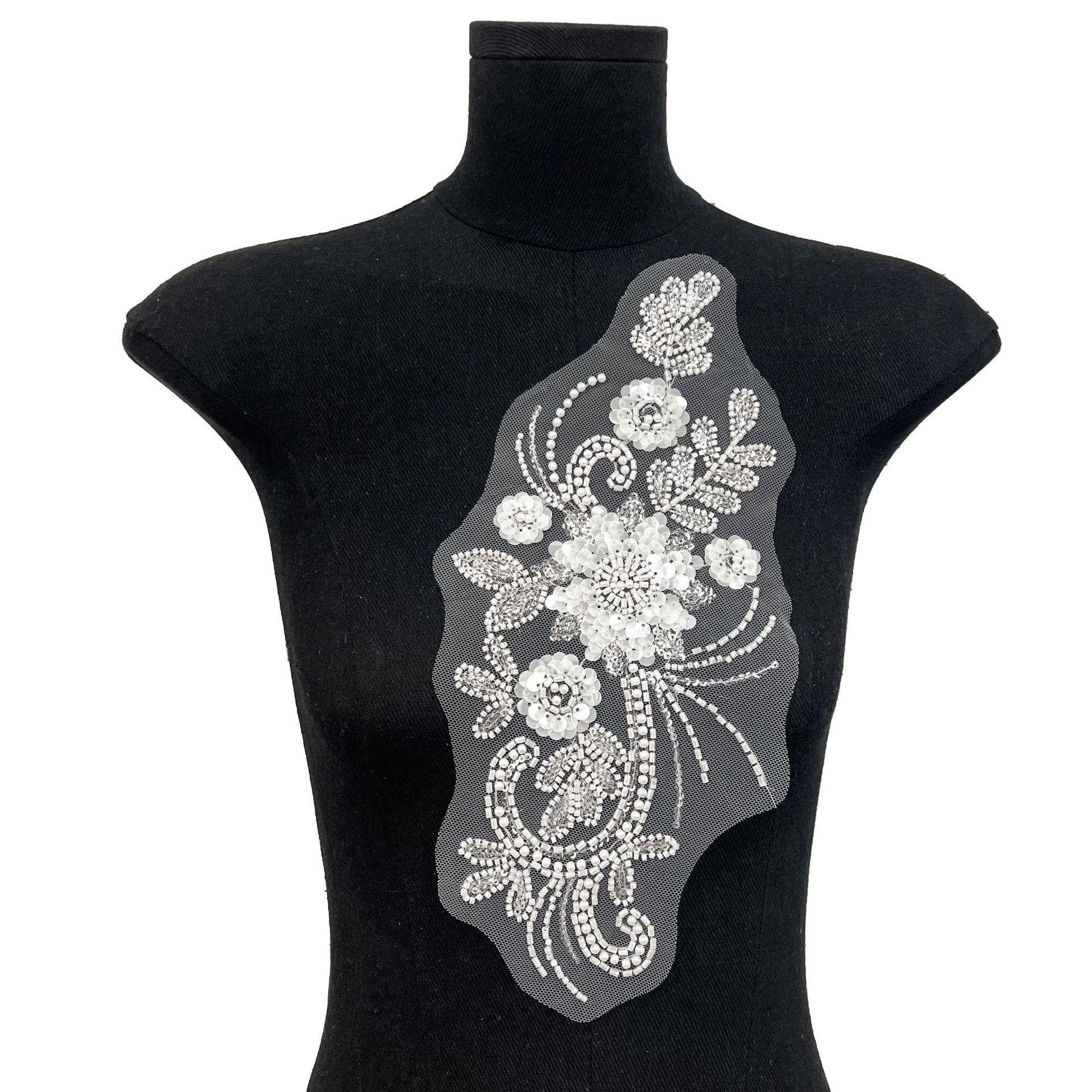 

Color Mesh Bead Sequin Embroidery Cloth Sticker Wedding Dress Dress Dress Front Collar Jewelry Decorative Accessories H8072 White