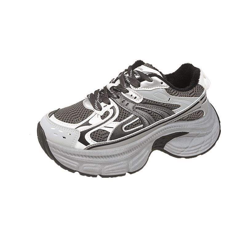 

Парижские кроссовки на толстой подошве, увеличивающие рост, женские, новая коллекция осень-зима 2025, маленькие, ретро, универсальные, из бархата, повседневные спортивные туфли 40