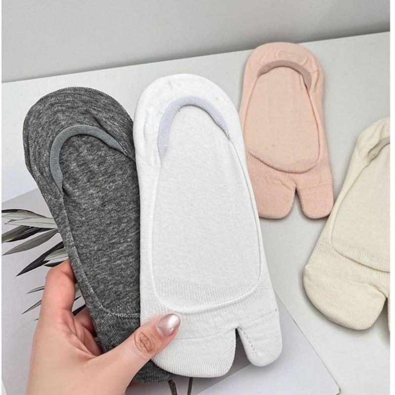 1 Pair Short Split Toe Tabi Socks Summer Thin Cotton Two Toe Socks Women Non-Slip Boat Socks Soft Breathable Invisible Hosiery