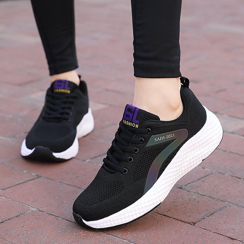 Sports Shoes Women's Summer New Soft Soled Mom Mesh Breathable Hiking Shoes Women's Lightweight Running Shoes Women's Shoes