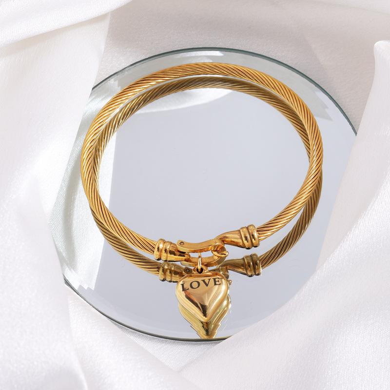 LOVE Couple's Versatile Love Horseshoe Buckle Girl's High-end Bracelet Bracelet