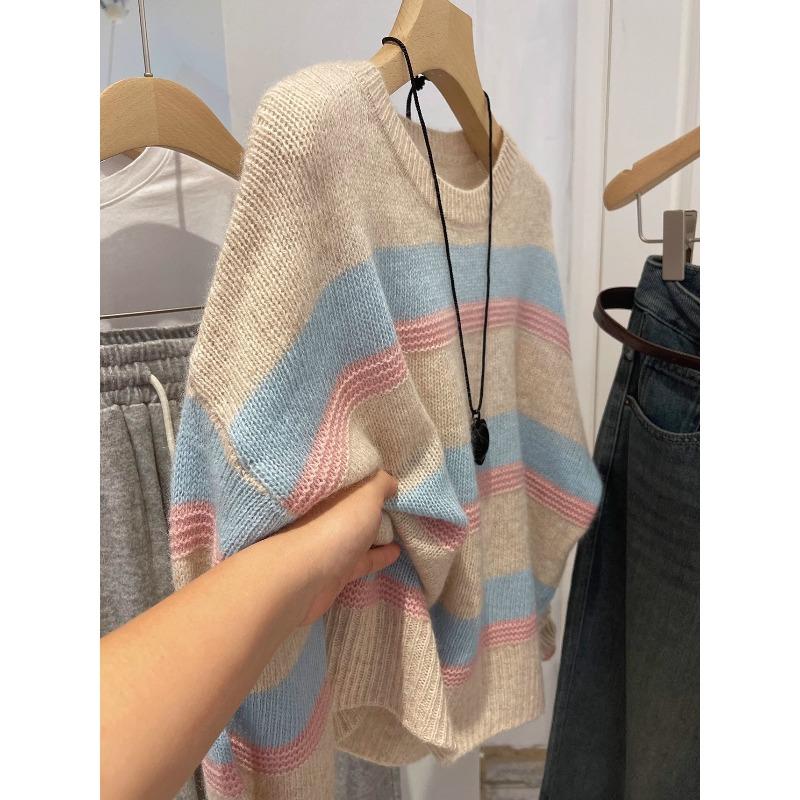 

Beauty Melts~ Pink and Blue Contrast Color Loose Crew Neck Pullover Striped Knitted Sweater Women s Autumn and Winter One Size