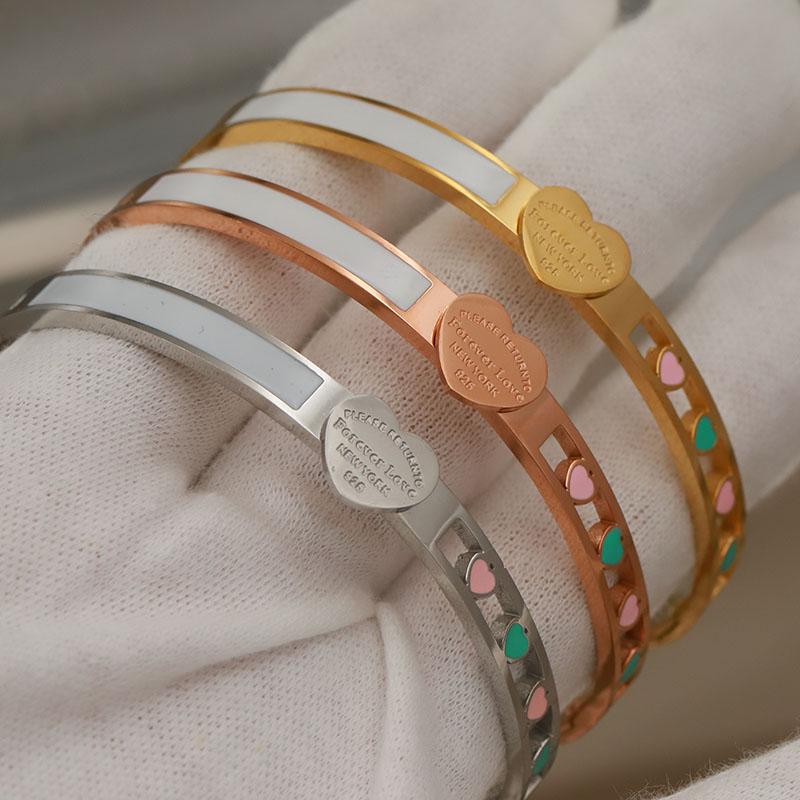 316L Classic Stainless Steel Hollow Heart Bracelet for Women Elegant Bangles Rust-proof Geometric Bangle Wrist Jewelry