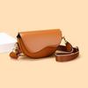 Niche messenger bag women's new fashion high-end shoulder bag retro simple and versatile commuter saddle bag