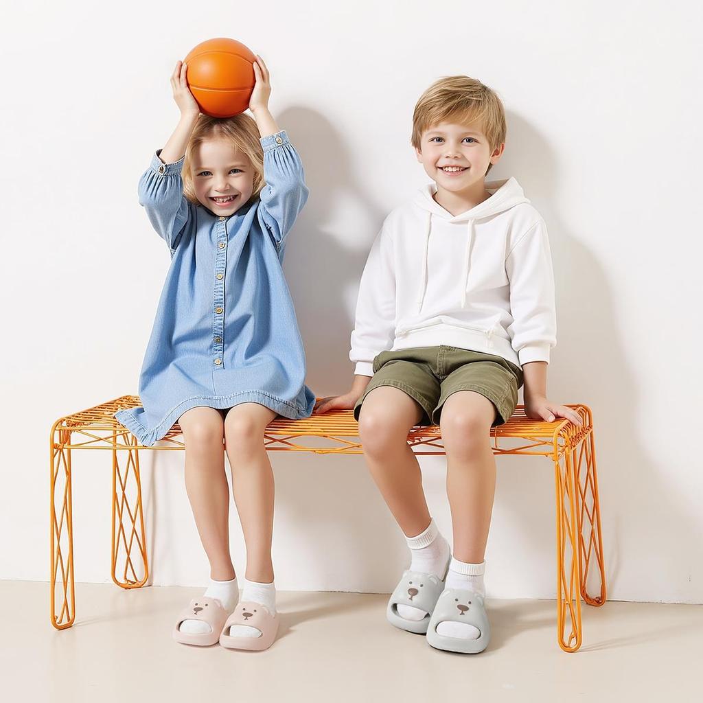 Cute Bear Children Home Slippers Beach Thick Bottom Summer Slides Cartoon Comfortable Non-Slip Slippers Indoor Outdoor Men Bathroom Slippers