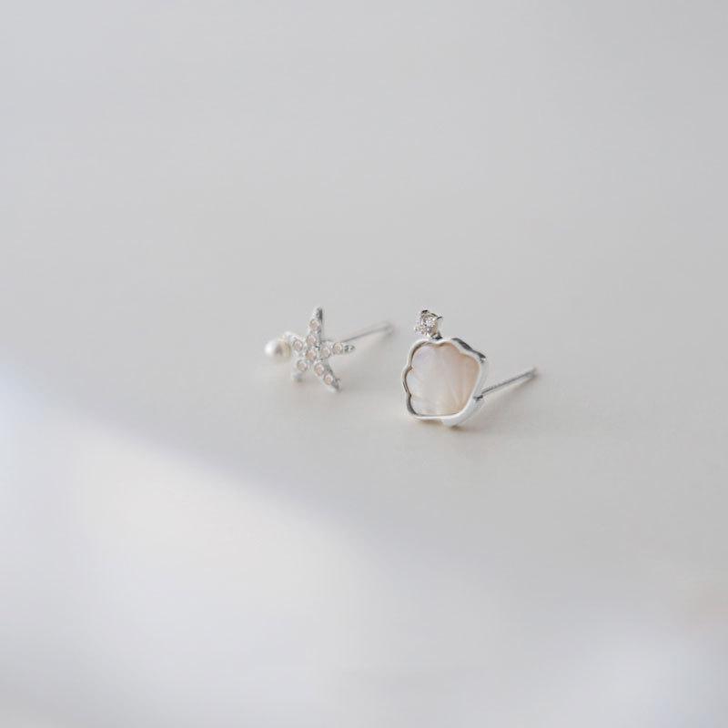 

Изысканные серьги-гвоздики в виде ракушки для женщин с универсальными серьгами Niche Sense