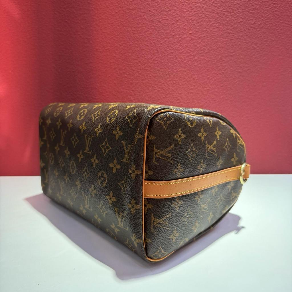 [Pre-Owned] Speedy 30 Iconic Design Rolled Handle Engraved Lock Detachable Adjustable Shoulder Strap Coated Canvas Smooth Leather - Very Good #1DZ6GFI