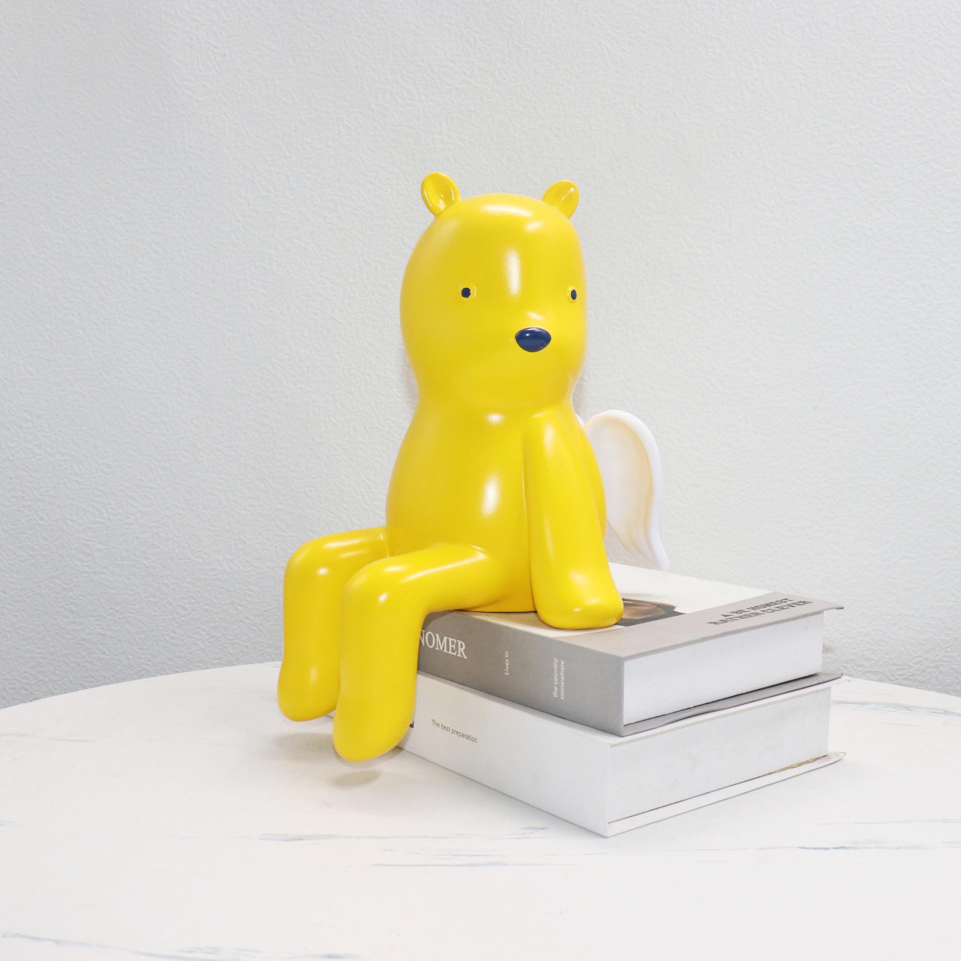 

Contemporary Minimalist Resin Bear Ornament for Home or Office Decor Without Base 21x21x33CM