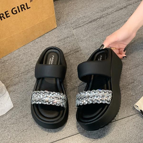 

Fashion Shoes Woman 2025 Slippers Casual Shale Female Beach Glitter Slides Pantofle Platform Luxury Sabot Jelly New Soft Leisure 35