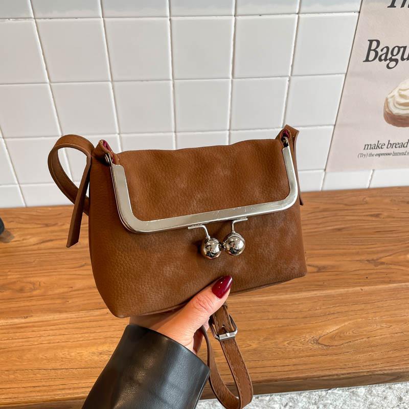 One-shoulder Crossbody Bag Vintage Niche Foldable Clip Bag Woman Fashionable Personality All-matching Splicing